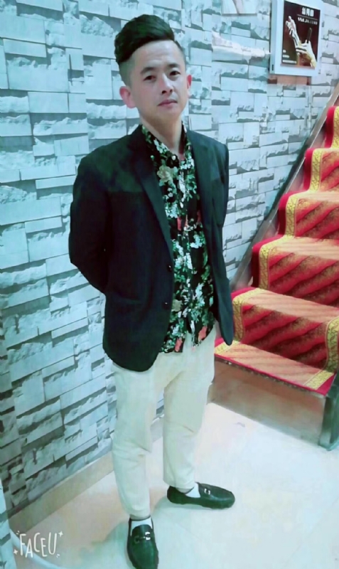 男人三十而立的第一张照片--沈阳相亲服务中心