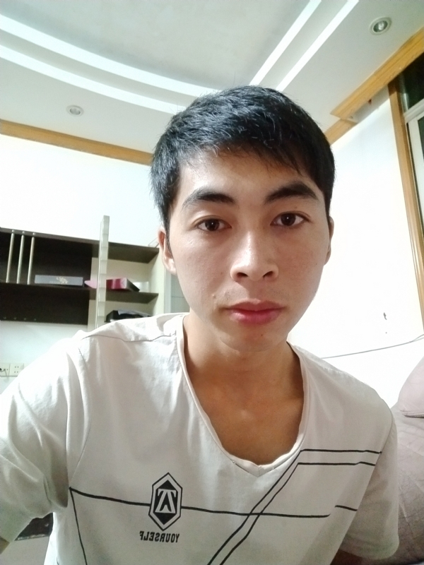 似微笑的第一张照片--沈阳相亲服务中心