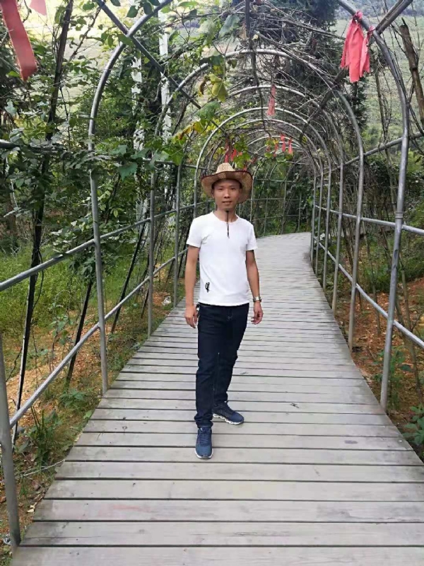 蓝天的第一张照片--沈阳相亲服务中心