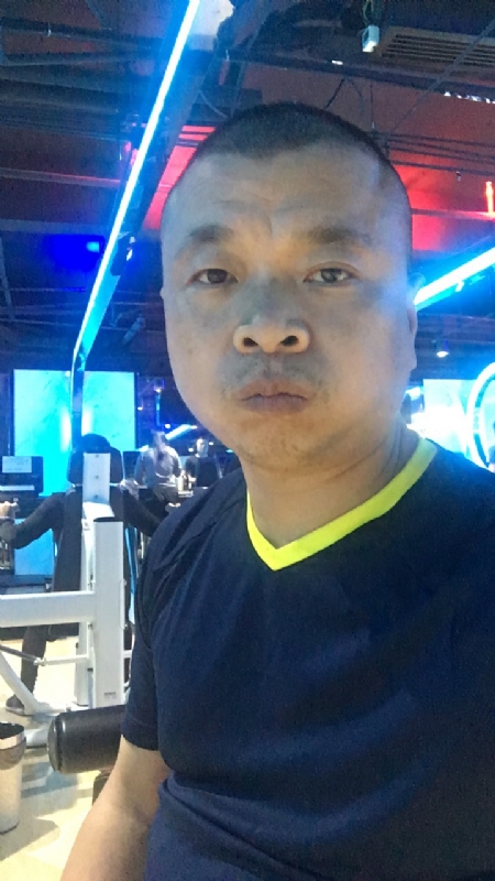 奋斗的第一张照片--沈阳相亲服务中心