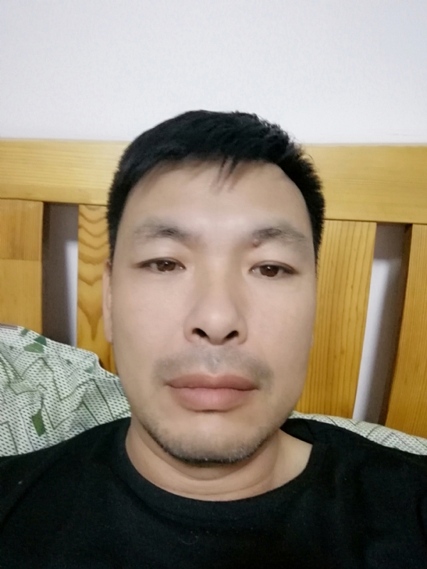 不爱当牛的第一张照片--沈阳相亲服务中心