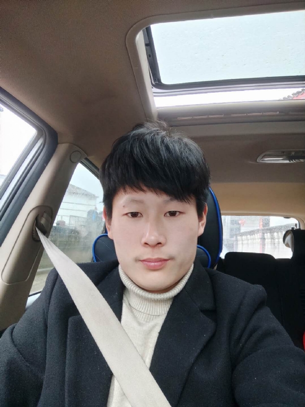 少年的第一张照片--沈阳相亲服务中心