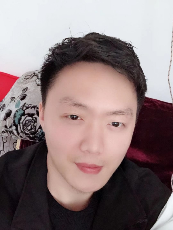 执迷的鲸鱼的第一张照片--沈阳相亲服务中心