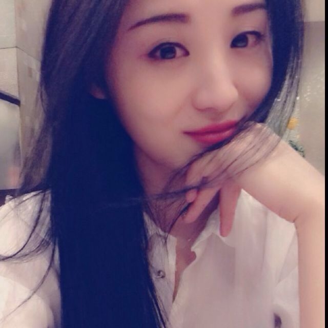 在水一方的第一张照片--沈阳相亲服务中心