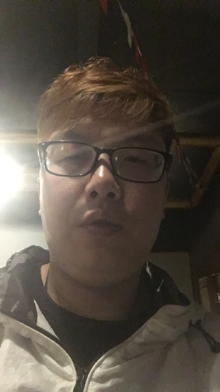 深情久伴更长情的第一张照片--沈阳相亲服务中心