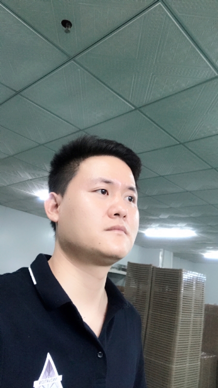 伟的第一张照片--沈阳相亲服务中心