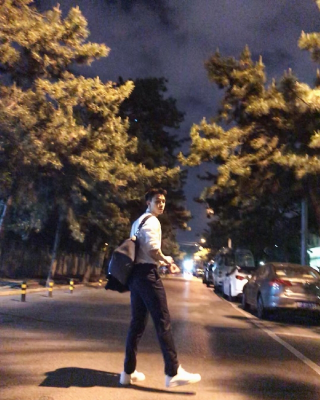 深海的第二张照片--沈阳相亲服务中心