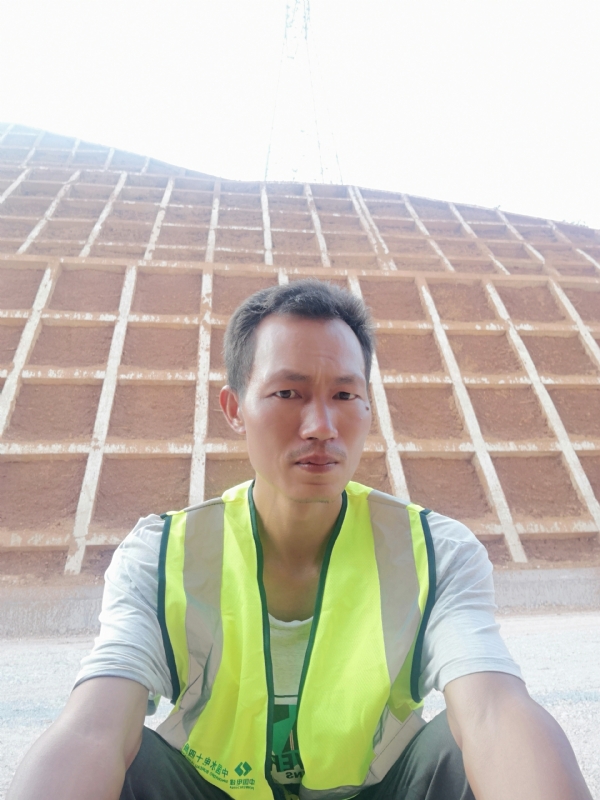 哥们的第一张照片--沈阳相亲服务中心