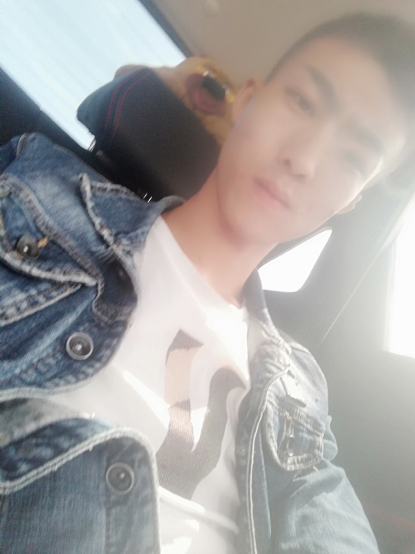 傻雕的第一张照片--沈阳相亲服务中心