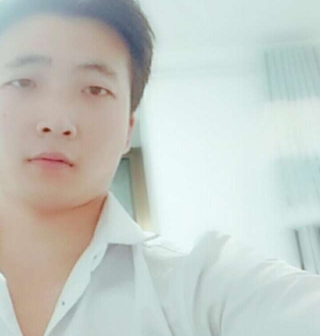 华英雄的第一张照片--沈阳相亲服务中心