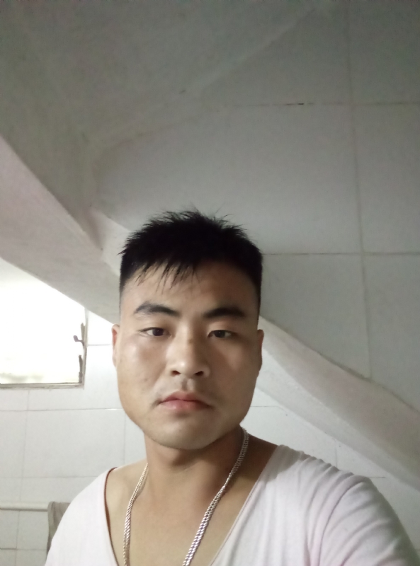 落叶知秋的第一张照片--沈阳相亲服务中心