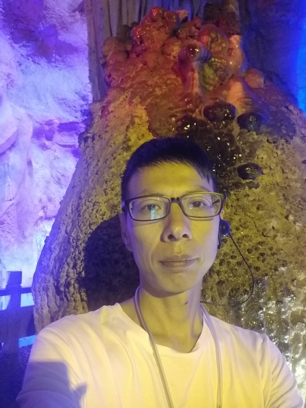 红叶的第一张照片--沈阳相亲服务中心