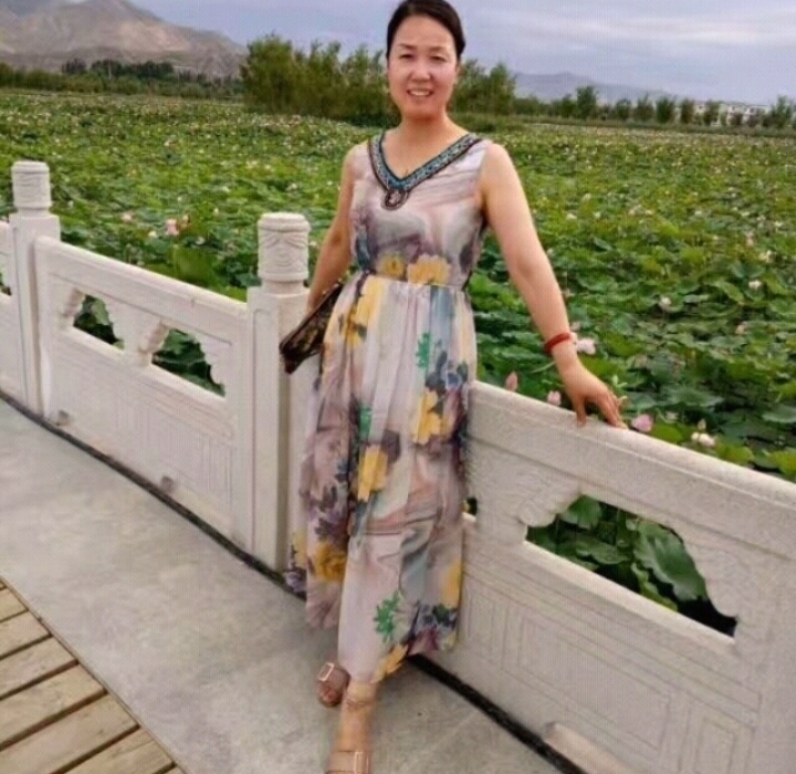 红叶的第一张照片--沈阳相亲服务中心