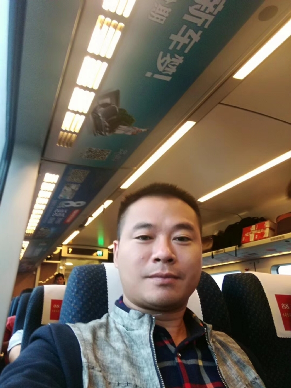 等爱的人的第一张照片--沈阳相亲服务中心