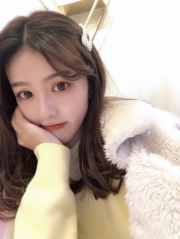 薇薇外送的第一张照片--沈阳相亲服务中心