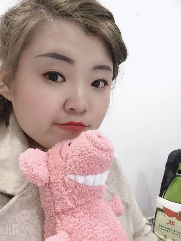 李娜的第一张照片--沈阳相亲服务中心