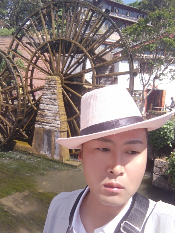 曲靖相亲的第一张照片--沈阳相亲服务中心