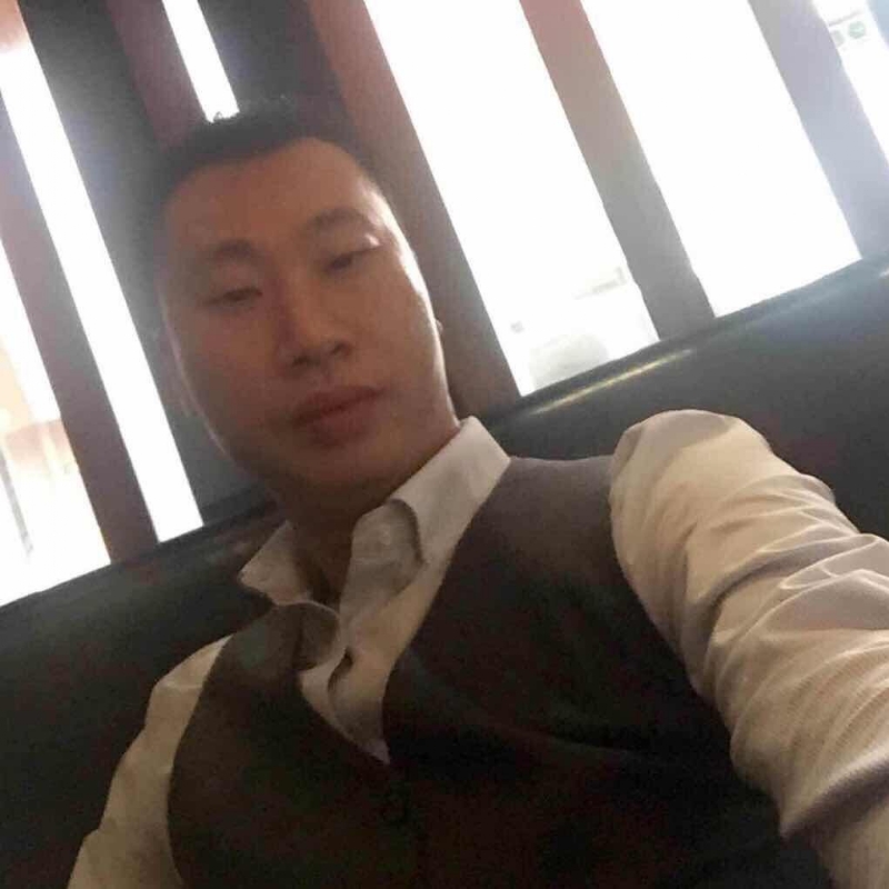 陈威的第一张照片--沈阳相亲服务中心