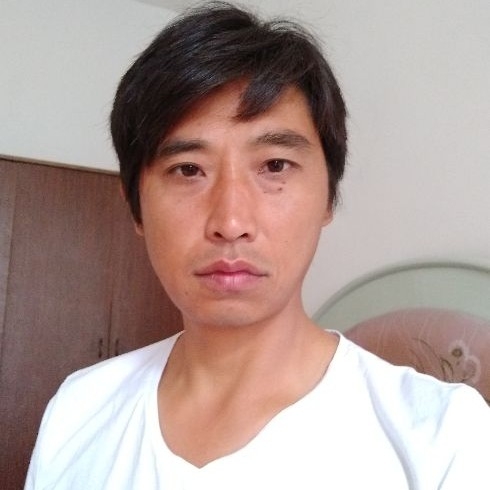 莞尔一笑的第一张照片--沈阳相亲服务中心