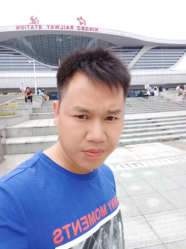 笑对人生的第一张照片--沈阳相亲服务中心