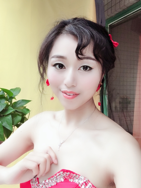 薇薇的第二张照片--沈阳相亲服务中心