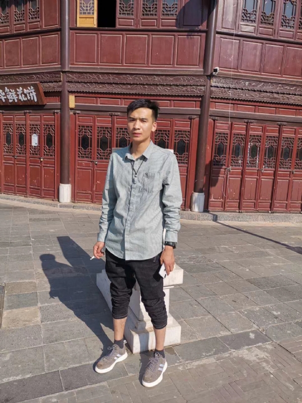 刘方的第一张照片--沈阳相亲服务中心