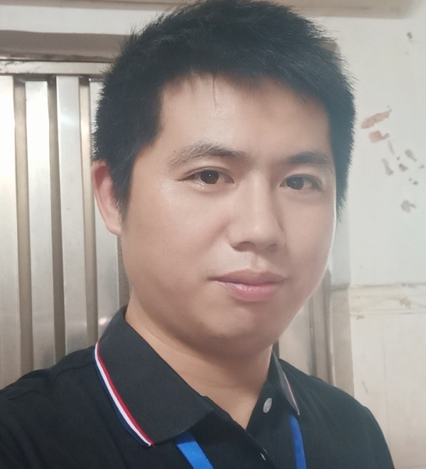 单身奶爸的第一张照片--沈阳相亲服务中心