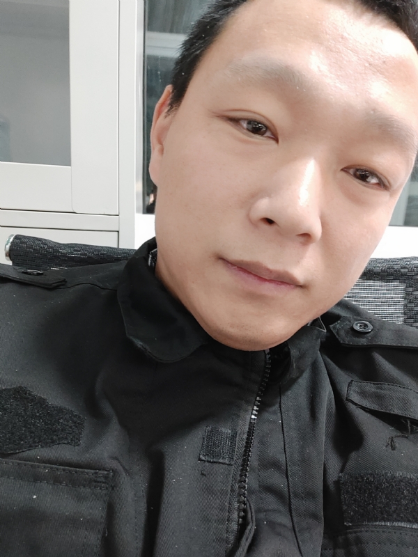 真实找人结婚的第二张照片--沈阳相亲服务中心