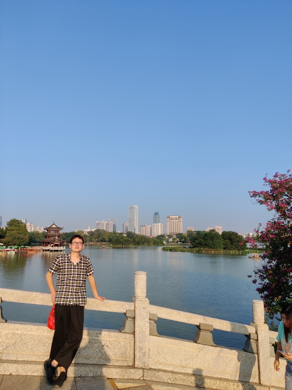 萍水相逢晏的第一张照片--沈阳相亲服务中心