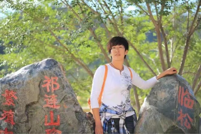 弱水河边青春草的第一张照片--沈阳相亲服务中心