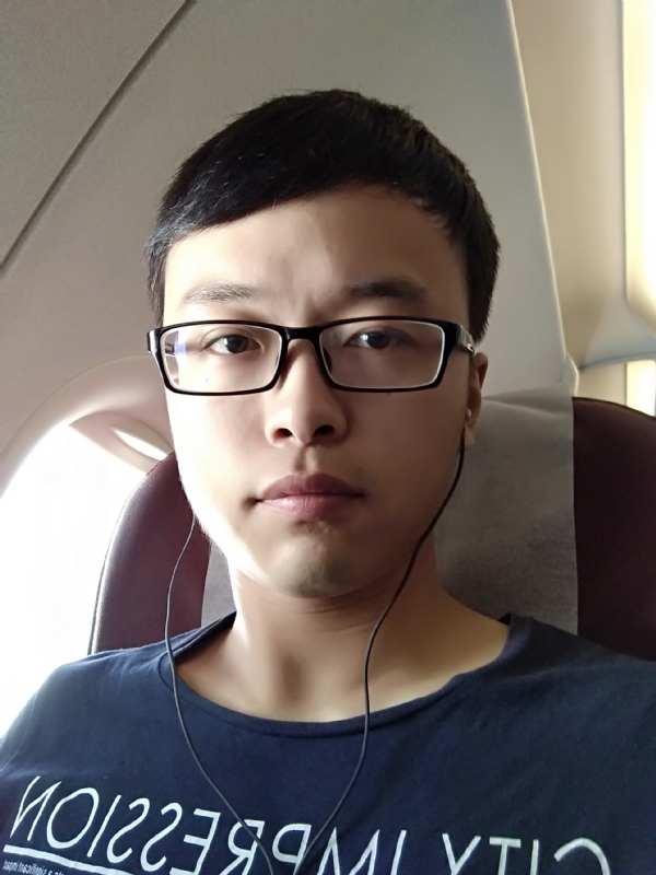 在水一方的第一张照片--沈阳相亲服务中心