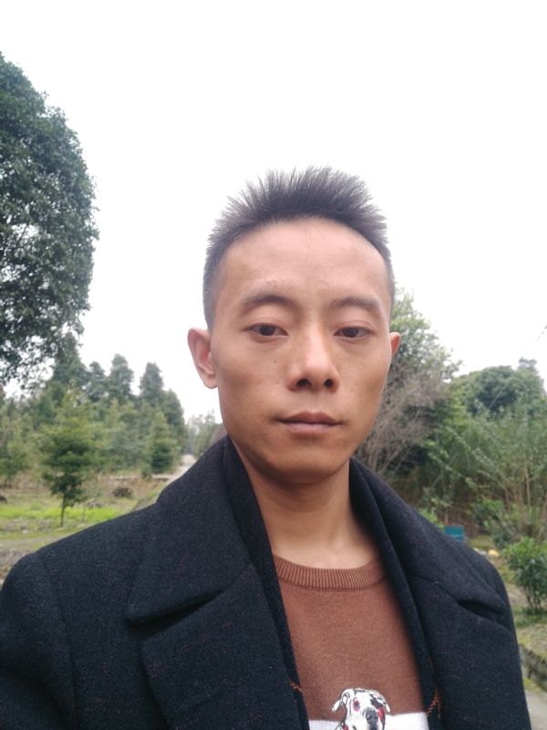 携手白头的第二张照片--沈阳相亲服务中心