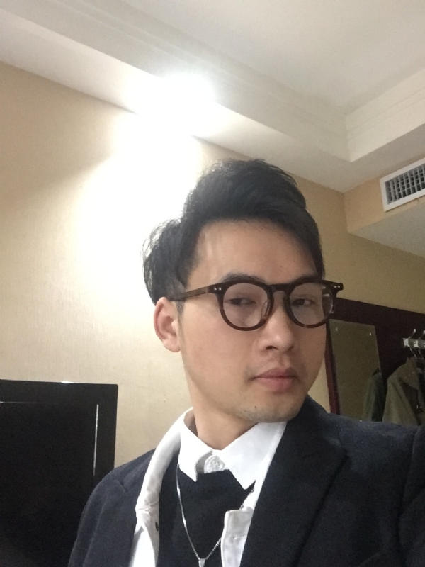 曾亮的第二张照片--沈阳相亲服务中心