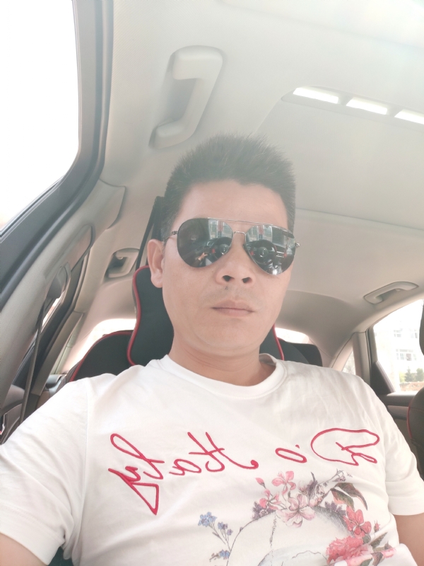 单身已久的第一张照片--沈阳相亲服务中心