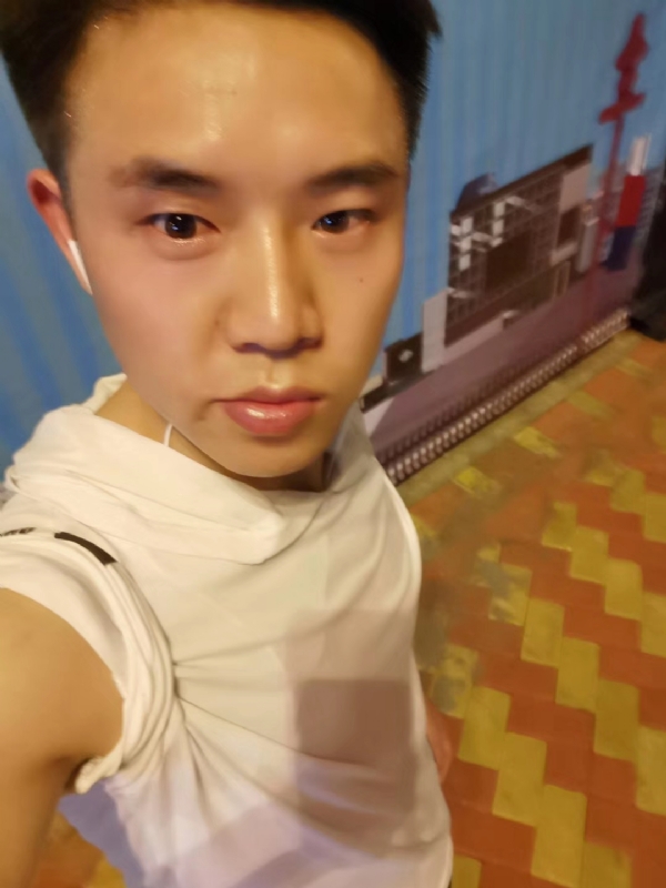 小雷的第三张照片--沈阳相亲服务中心