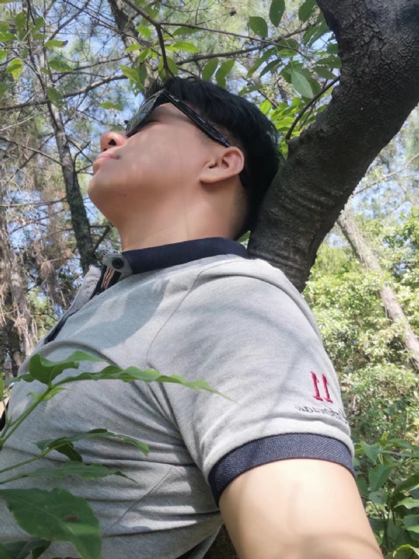 新丁的第一张照片--沈阳相亲服务中心