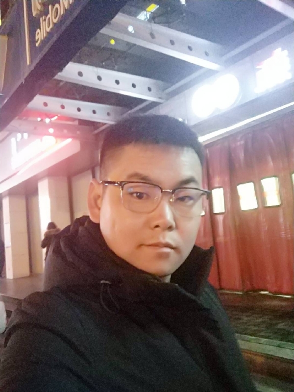 杜跃龙的第二张照片--沈阳相亲服务中心