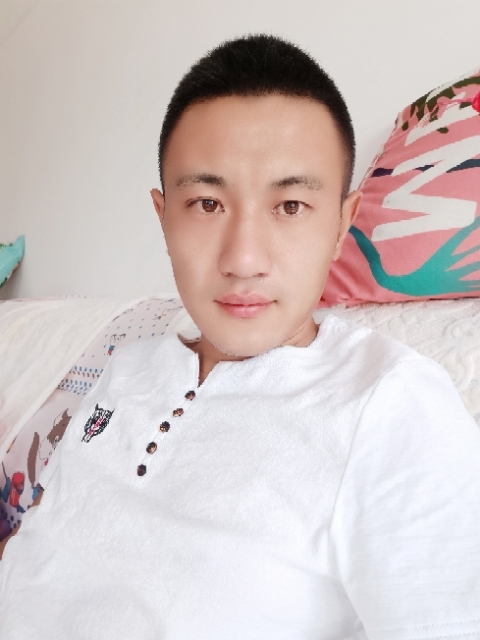 海阔天空的第一张照片--沈阳相亲服务中心