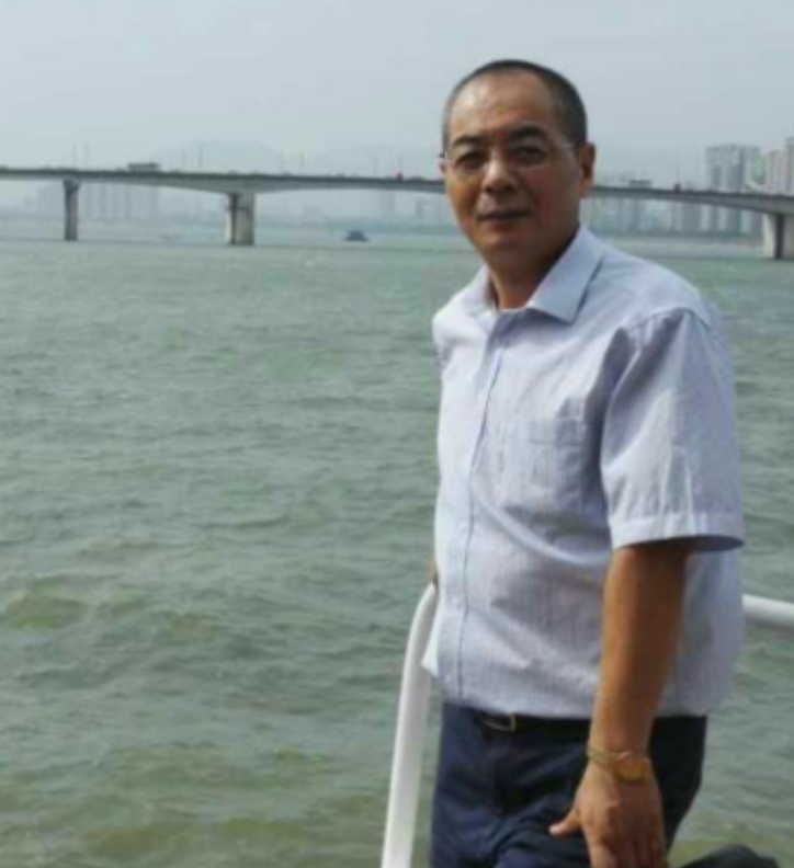 辛民的第二张照片--沈阳相亲服务中心