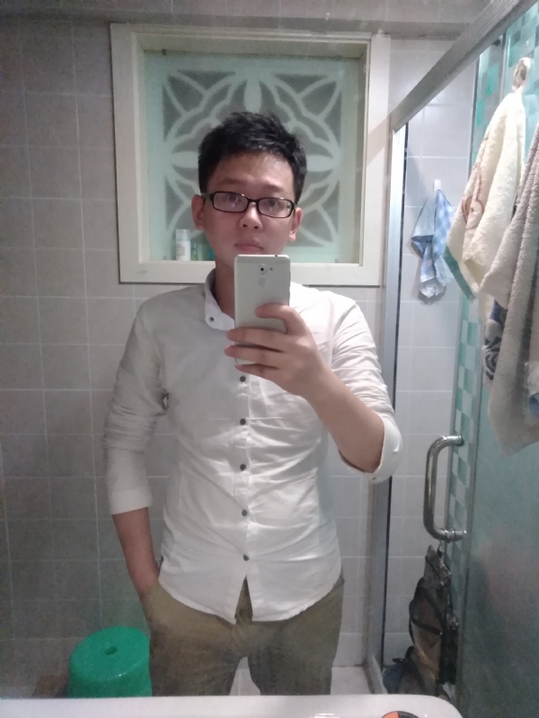 花谢魂伤的第一张照片--沈阳相亲服务中心