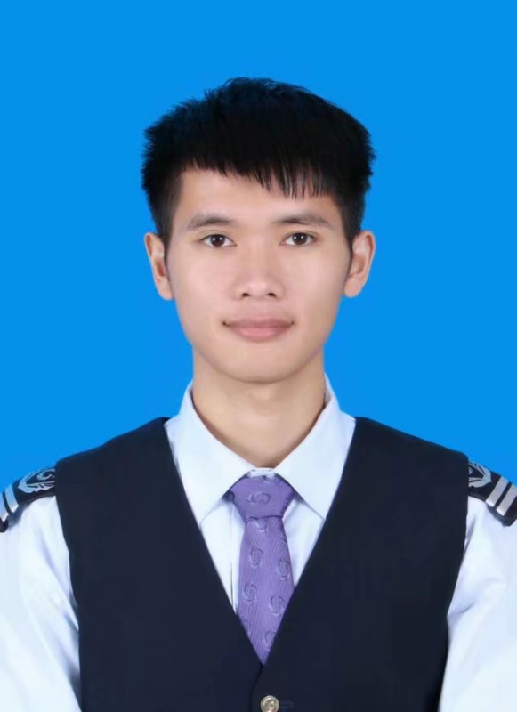 一头奔跑的熊的第一张照片--沈阳相亲服务中心