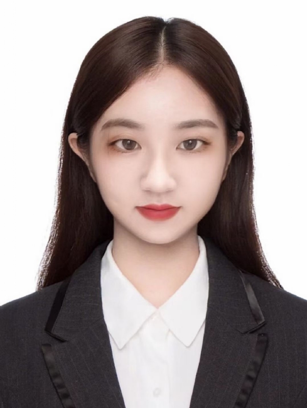 侧耳倾听的第一张照片--沈阳相亲服务中心