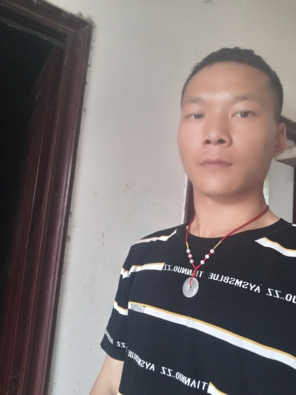 爱，请深爱的第二张照片--沈阳相亲服务中心