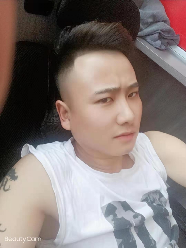 上善若水的第二张照片--沈阳相亲服务中心