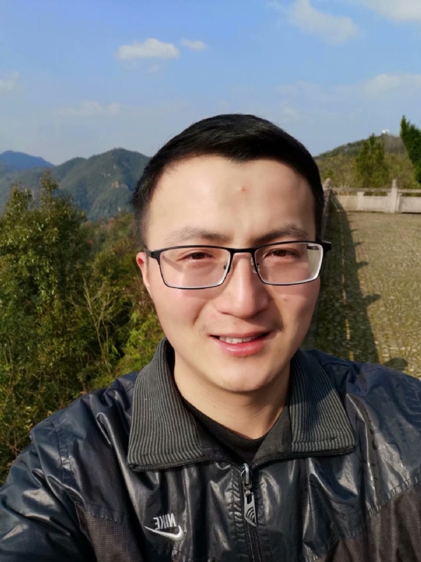 杨先生的第一张照片--沈阳相亲服务中心