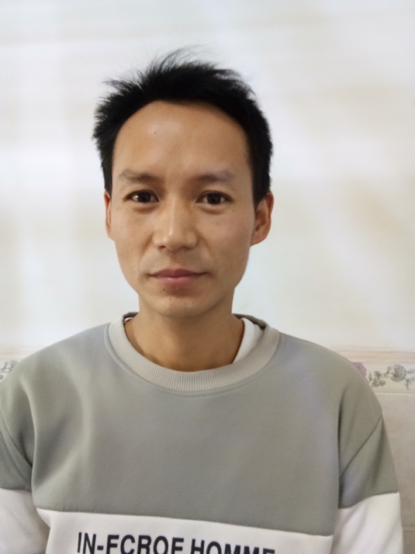 单亲爸爸的第一张照片--沈阳相亲服务中心