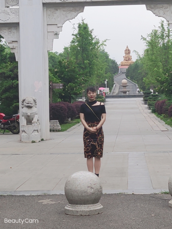 魏沐阳子的第三张照片--沈阳相亲服务中心