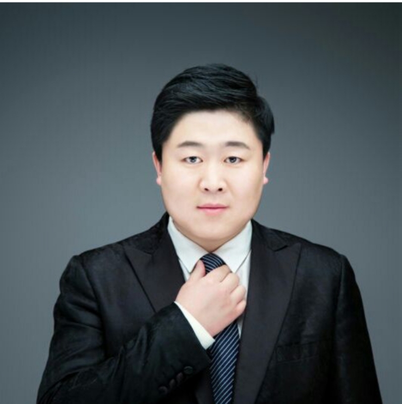 迷途小书童的第一张照片--沈阳相亲服务中心