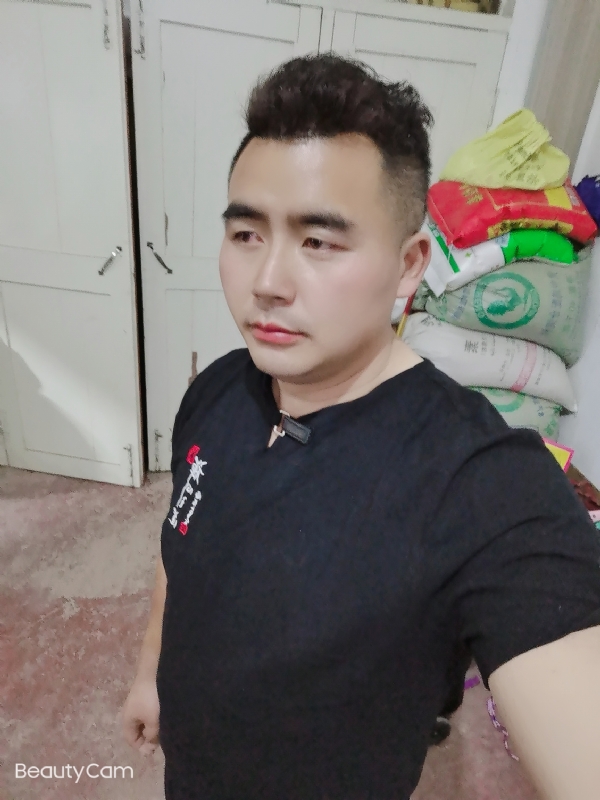 阿杰的第一张照片--沈阳相亲服务中心