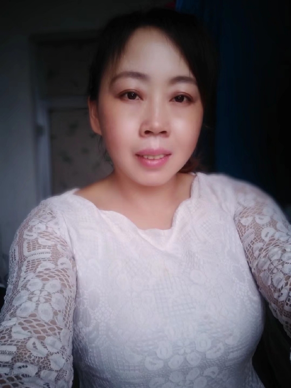 笑看人生的第一张照片--沈阳相亲服务中心